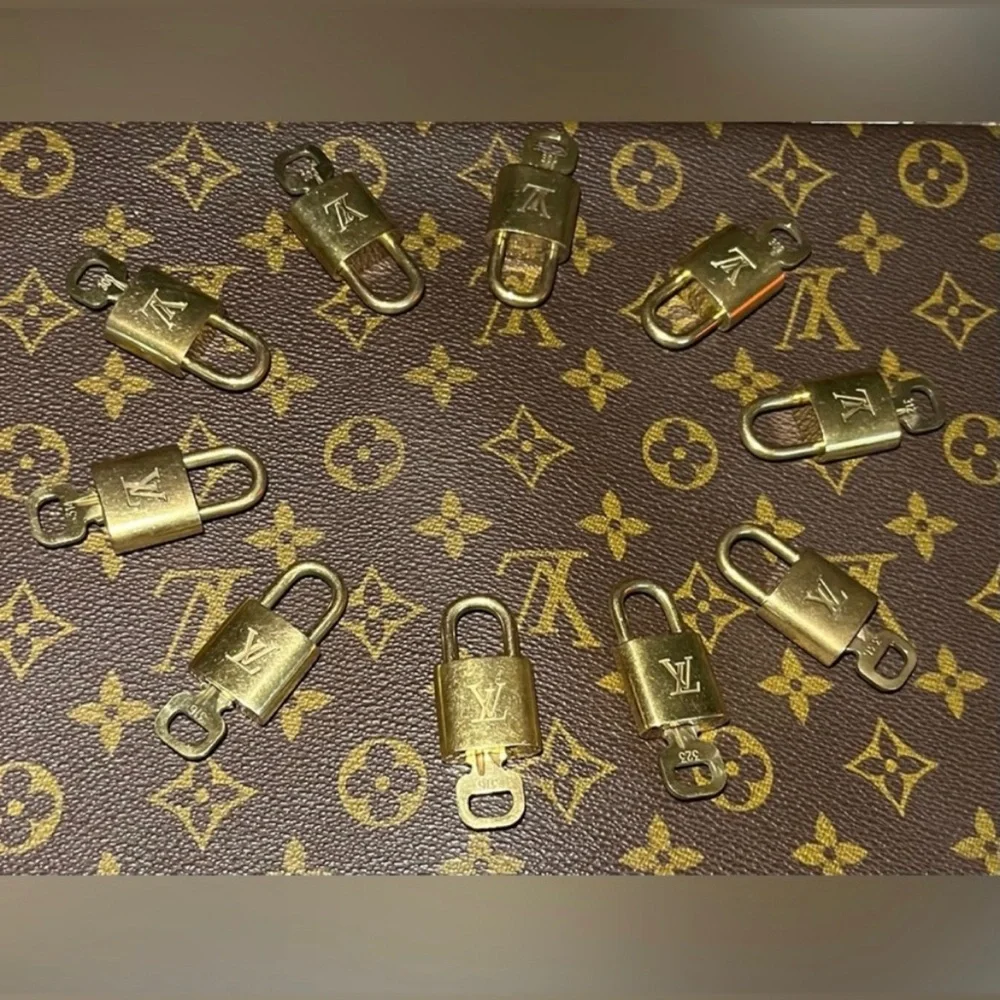 Louis Vuitton #322 Brass Lock & Key ONLY - NO CHAIN INCLUDED